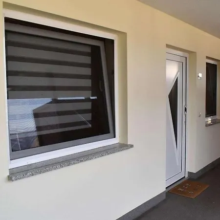 Holiday Apartment Moni Comfortable Holiday Residence * צמפין